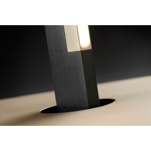 Light-Point LED-Stehleuchte INLAY F1 LINEAR Schwarz/Satin Gold 900070 Porsche Design